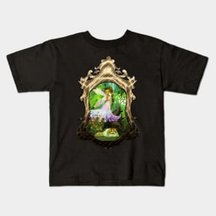 Cute little fairy wth her cat Kids T-Shirt